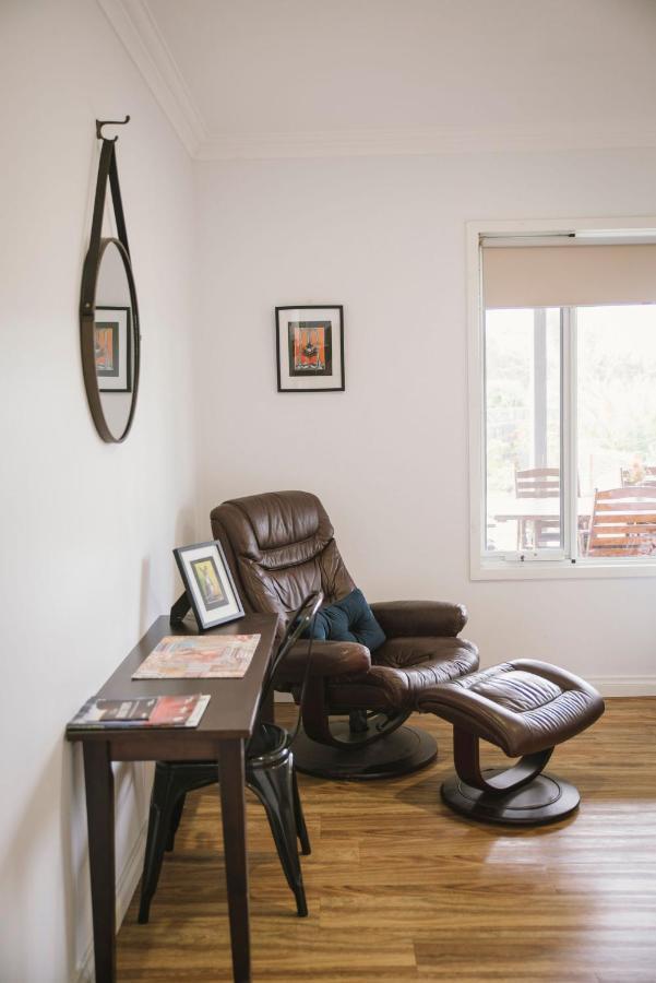 The Mains Guest House 2 Bedroom Farm Stay Corrigin Buitenkant foto
