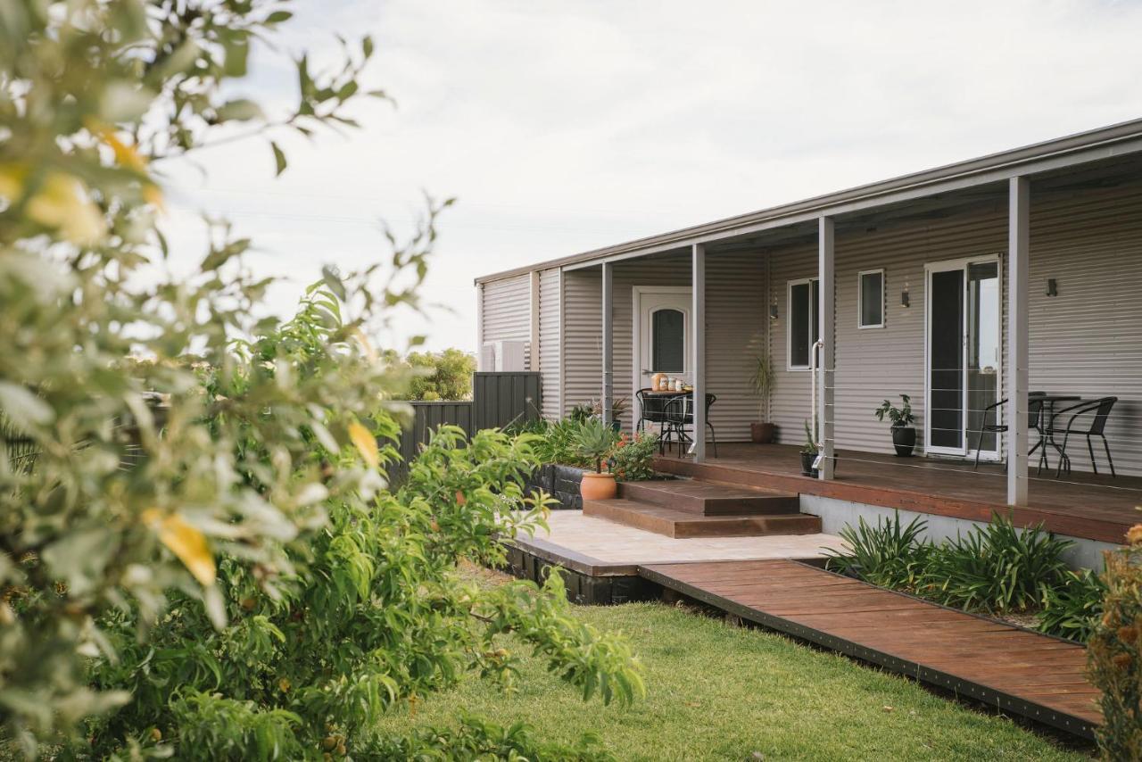 The Mains Guest House 2 Bedroom Farm Stay Corrigin Buitenkant foto