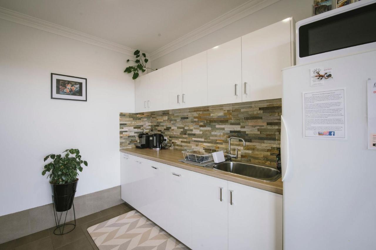 The Mains Guest House 2 Bedroom Farm Stay Corrigin Buitenkant foto